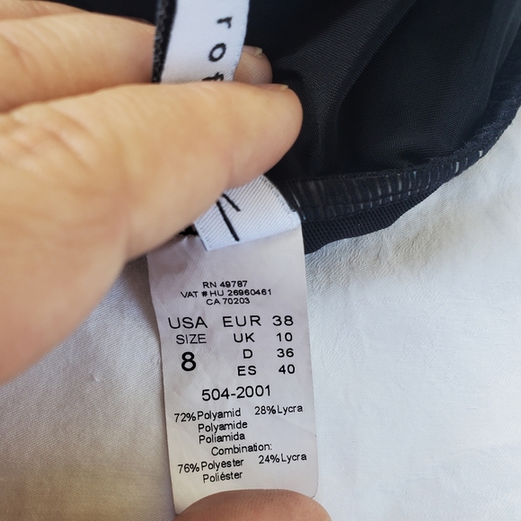 Black Rouched Bathing Suit: Profile by Gottex - Picture 4 of 5